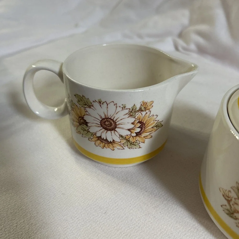 Bright‎ Morn Creamer and Sugar Bowl Ceramic